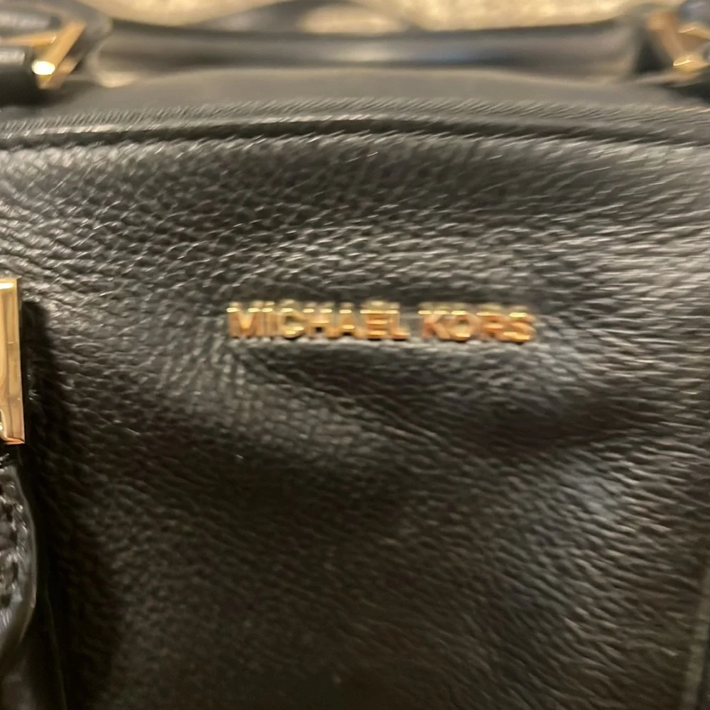 Michael Kors Crossbody Bag - Picture 3 of 10